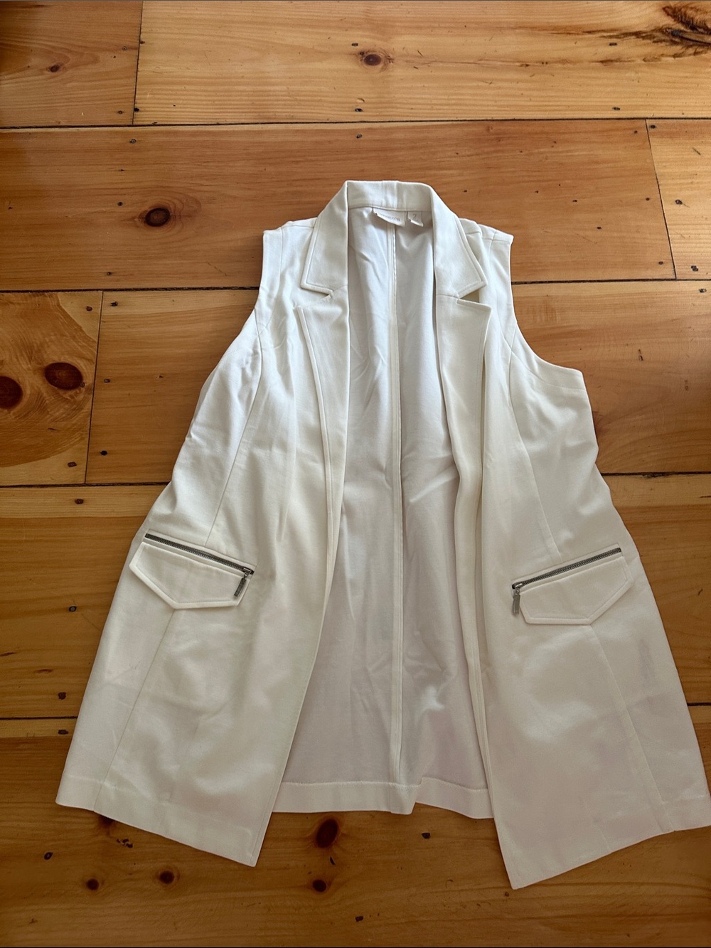 Chico's Ivory Sleeveless Long Blazer Vest with Zip Pockets